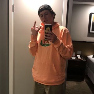 Meet your Posher, Troy